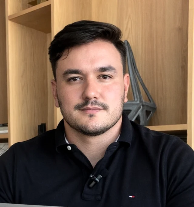 Rafael Oliveira, criador do Jornada Green Card